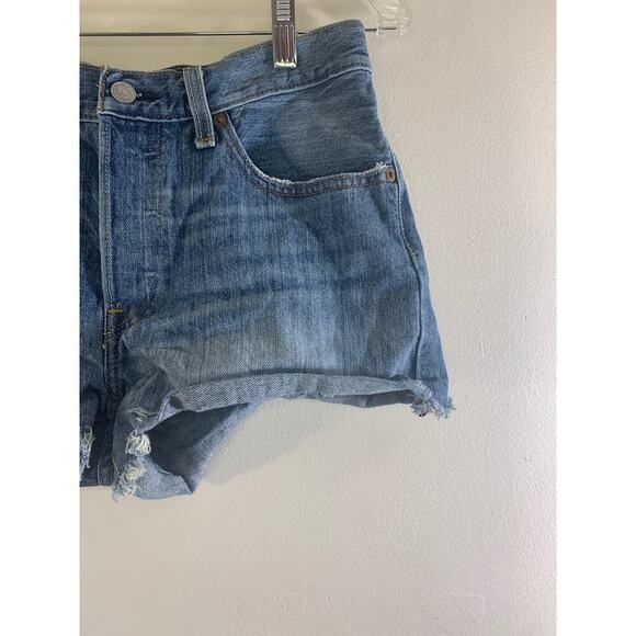 LEVI’S Women’s 501 Button Fly Cut Off Jean Shorts / Size: W27 - Picture 5 of 9
